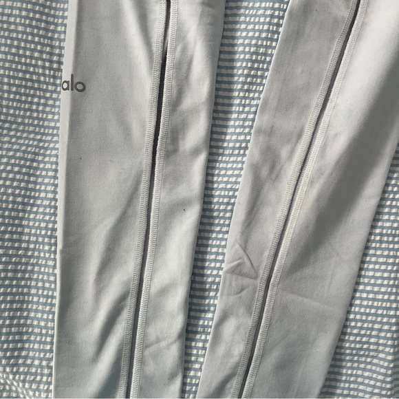 ALO YOGA DASH LEGGINGS - Picture 5 of 6